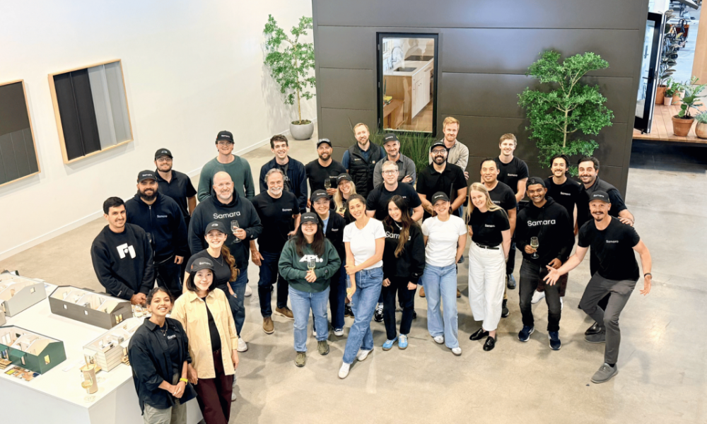 Anunya Kasliwal ’27 and the Samara team gather for a photo in the company’s showroom.