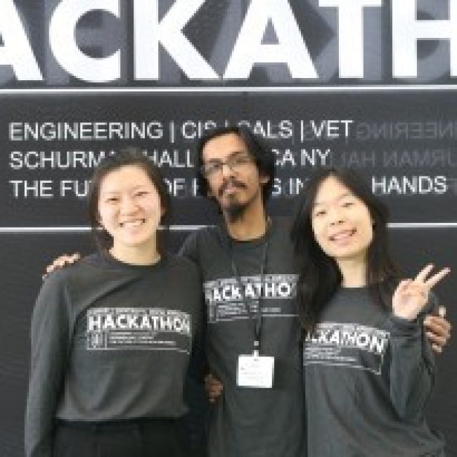 Freshmen win top prize at digital ag hackathon